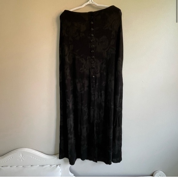 Black floral midi skirt - Picture 3 of 3